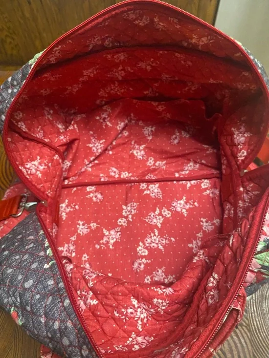 Pioneer Woman Sweet Romance Quilted Duffel Bag - Picture 6 of 10